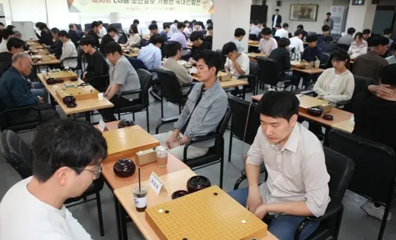 一声叹息！韩国棋院的昏招，终于把LG杯变成了个“四不像”！中国棋协不参赛的决定，