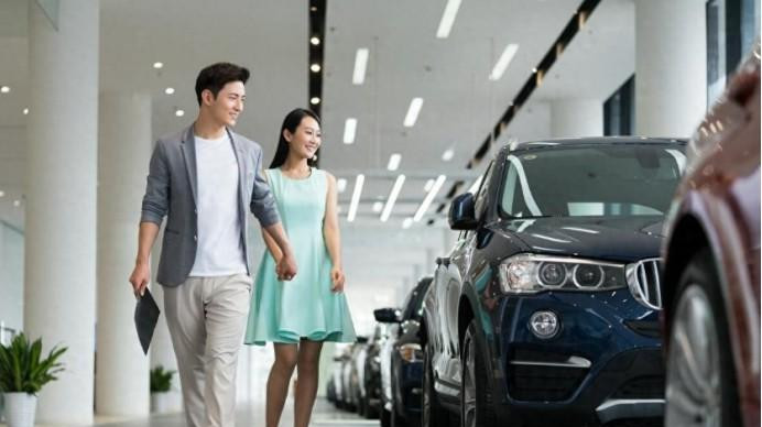 私家车越来越便宜，为什么大部分中年人反而不买私家车了？