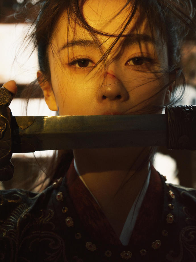 白鹿的武侠风妆造，感觉很棒，超级可以！