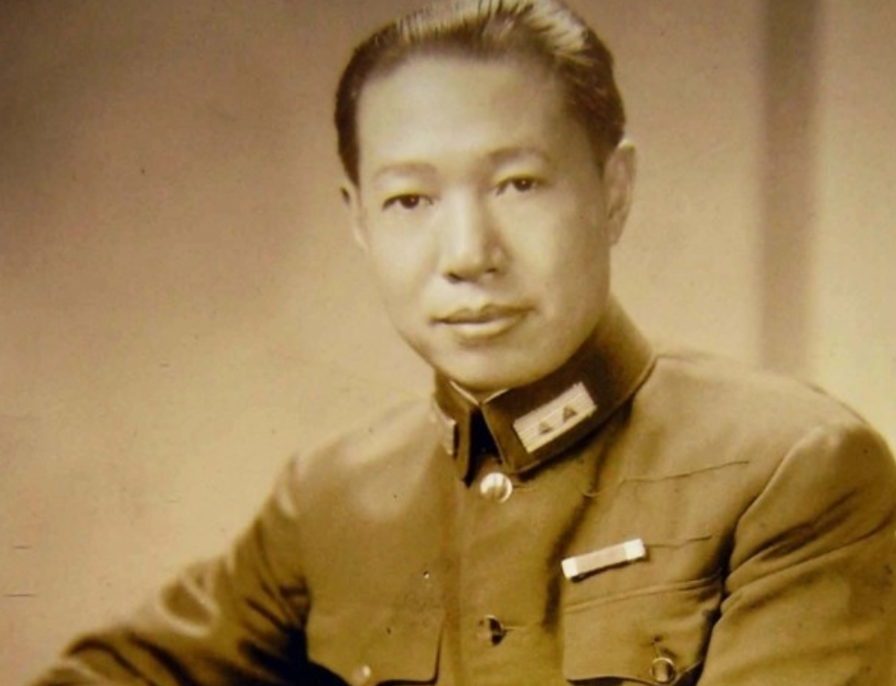 1949年，国民党上将熊式辉去了香港，在遭到港英当局无故刁难后，他去了泰国开设纺