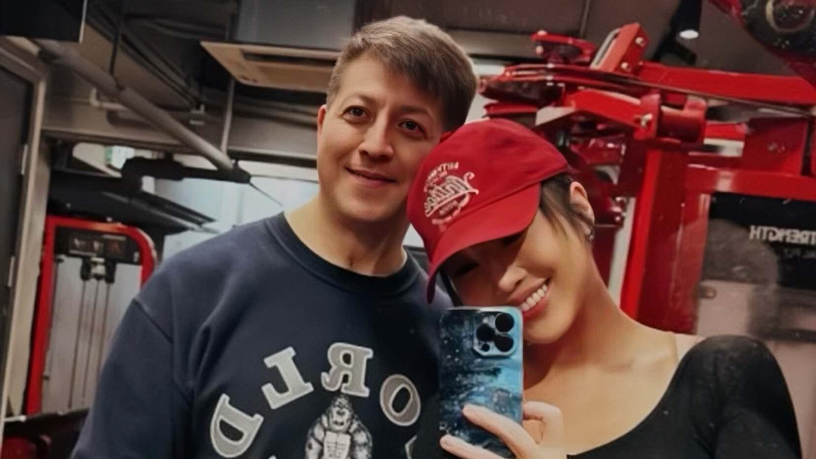 恭喜！TVB知名男星离婚后迎来新恋情，恋上小21岁性感女神