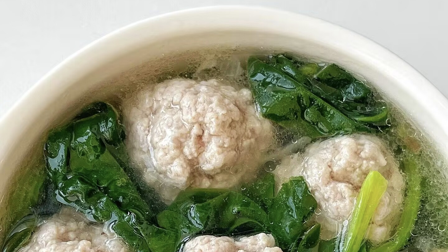 冬日续命神器！这碗汤，有肉有菜有营养，喝完浑身暖洋洋