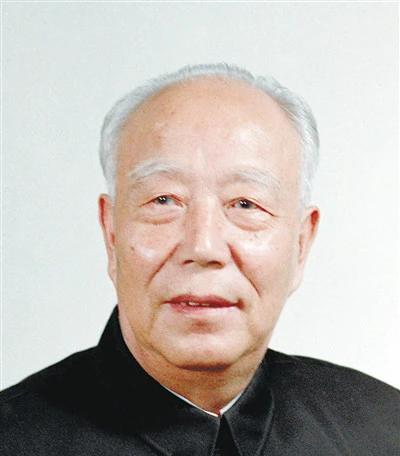 1978年的安徽大地，正经历着一场前所未有的旱灾考验。从年初开始，连续十个月没有