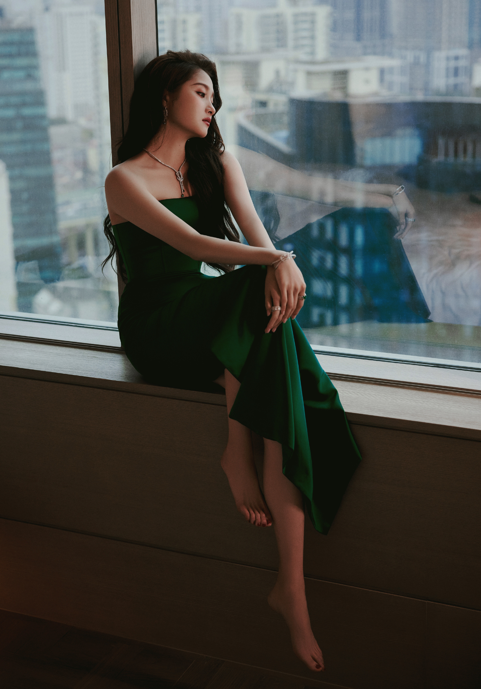 关晓彤大长腿！这身材和颜值太惊艳！ 