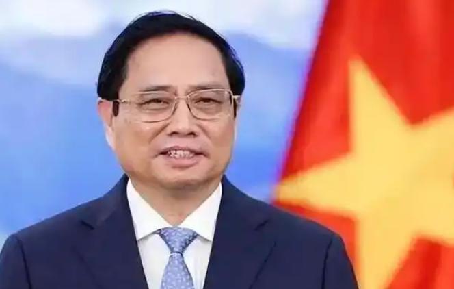 越南也开始玩阳谋了？先是向美国低头达成零关税，结果被说“毫无意义”后，随后就找上