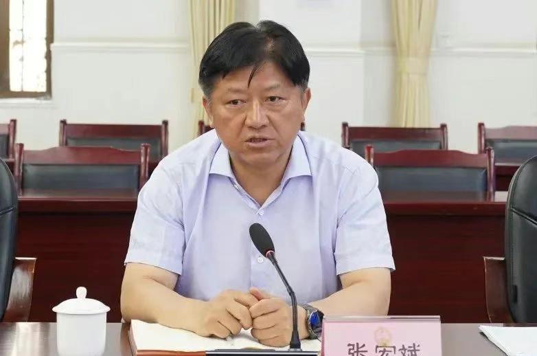 中央提级巡视后，张宏斌被查。  



这一消息由云南昆明市纪委监委于6月25日