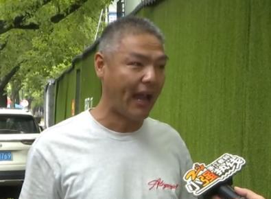胆子不是一般大！浙江，一男子做运输生意，他的半挂车停在收费停车场里，不料3个月里
