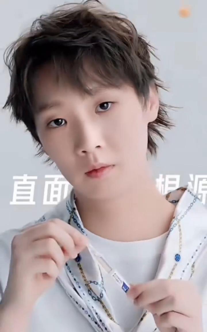 敷尔佳让你面面俱到。
我的赛场不止一方球台，每一面需要破局的挑战都要赢得漂亮。