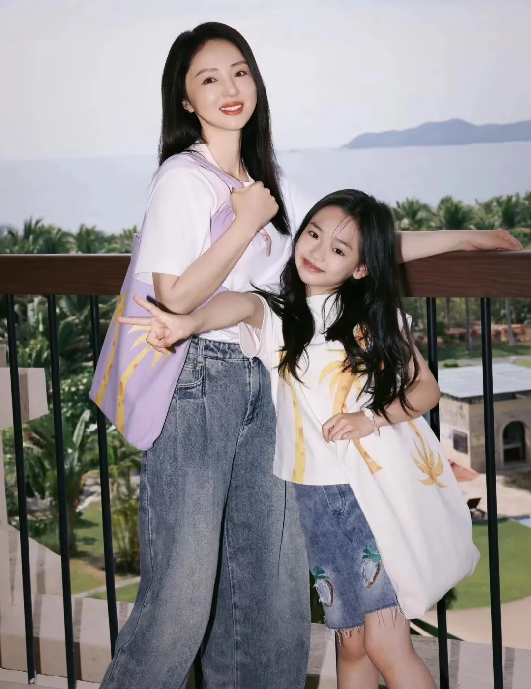 董璇再婚告诉

所有女人一个道理

一时的情绪失控容易做错误的决定

董璇被感动