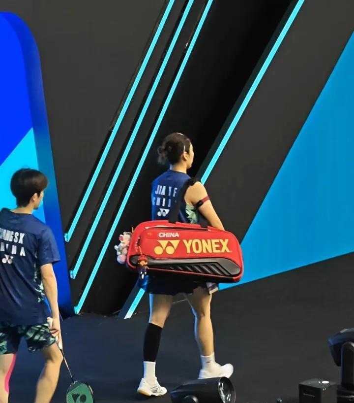 比赛正在进行中！
这是2025中国羽毛球公开赛女双首轮比赛，
评论区继续播报战况