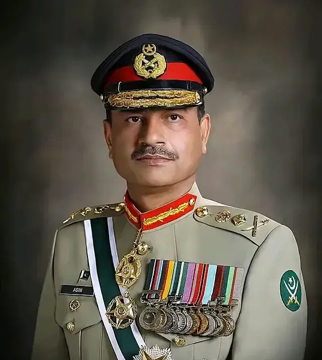 印度又开始在边境折腾巴军方领导人紧急来华寻求支持 据《印度时报》7月24日，随着