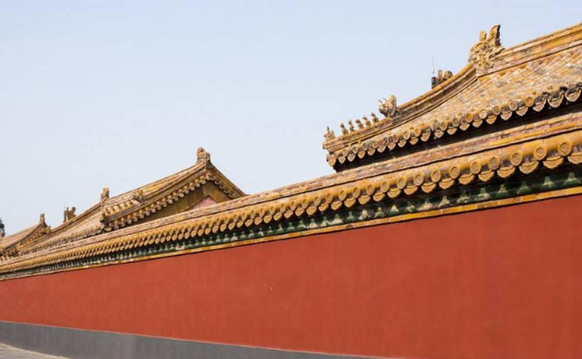 紫禁城如何防刺客？侍卫真的会轻功上房顶吗？
紫禁城作为明清两代的皇宫，安保问题绝