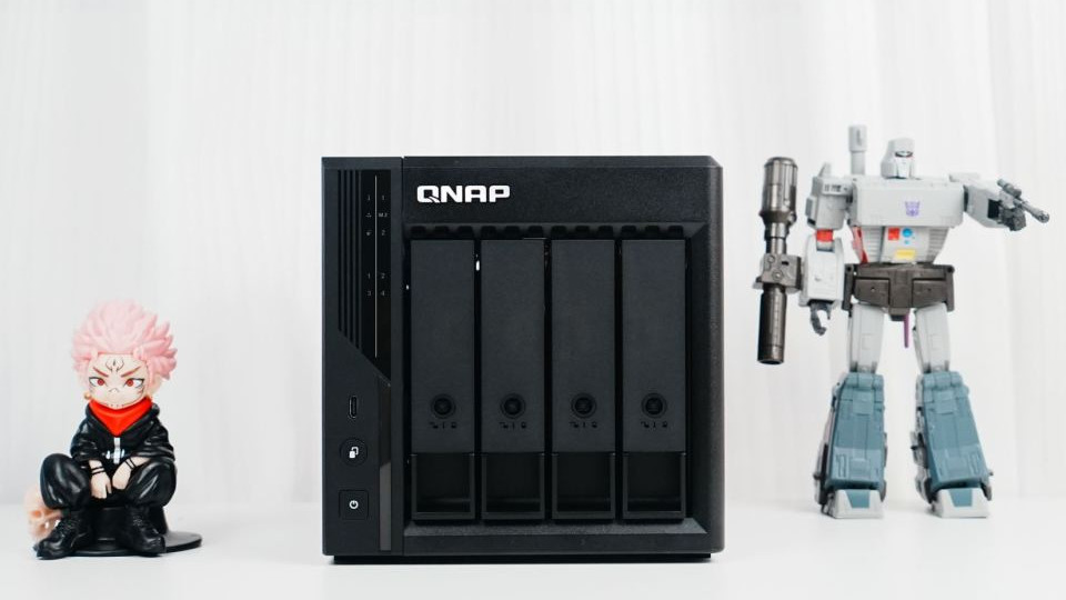 老牌NAS大厂如何打造家庭娱乐中心，威联通Qu405新品使用分享