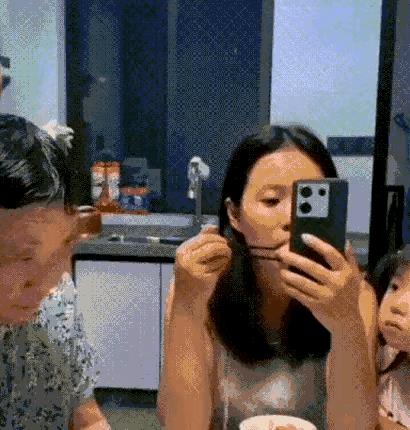 这下好了，难舍难分[捂脸][捂脸][捂脸]
