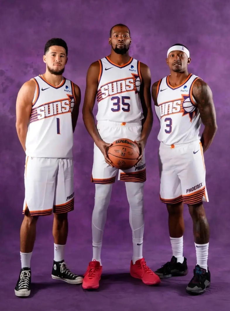 代表火箭球迷，感谢菲尼克斯太阳！
NBA今天刚刚进行了选秀大会的随机抽签，而太阳