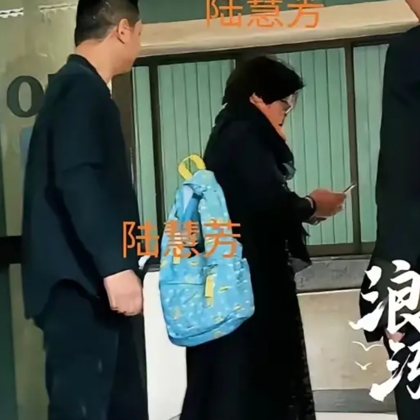 王暖暖前婆婆陆慧芳的离谱行径
 
俞晓冬生于无锡江阴，父亲游手好闲，全靠母亲陆慧