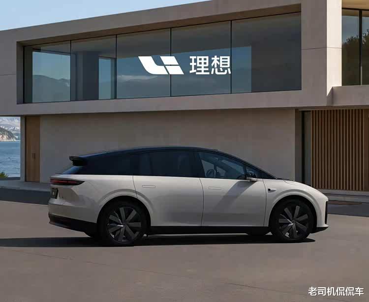 上个月卖了1.6万台！理想i6的爆火证明：性价比才是王道？