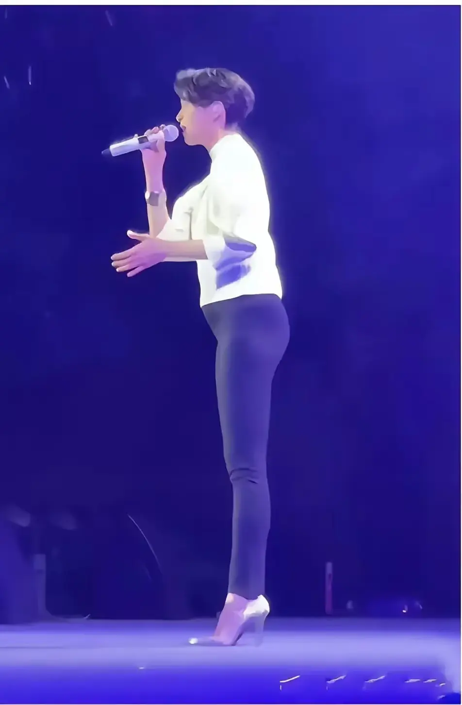 演唱会穿这样也太不重视了吧