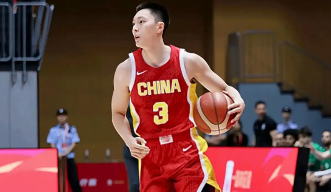 中国男篮球员胡明轩谈自己绝杀澳大利亚失败，他表示：很遗憾我们没有赢，我们非常想赢