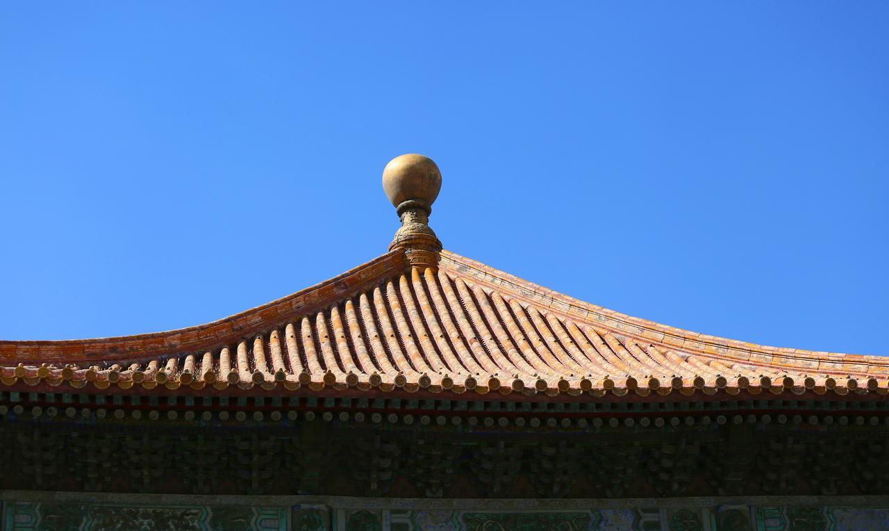 蔡澜去世，小文人圈子很兴奋，掀起一股悼念潮，我也是理解了，这就是他们的生活方式，