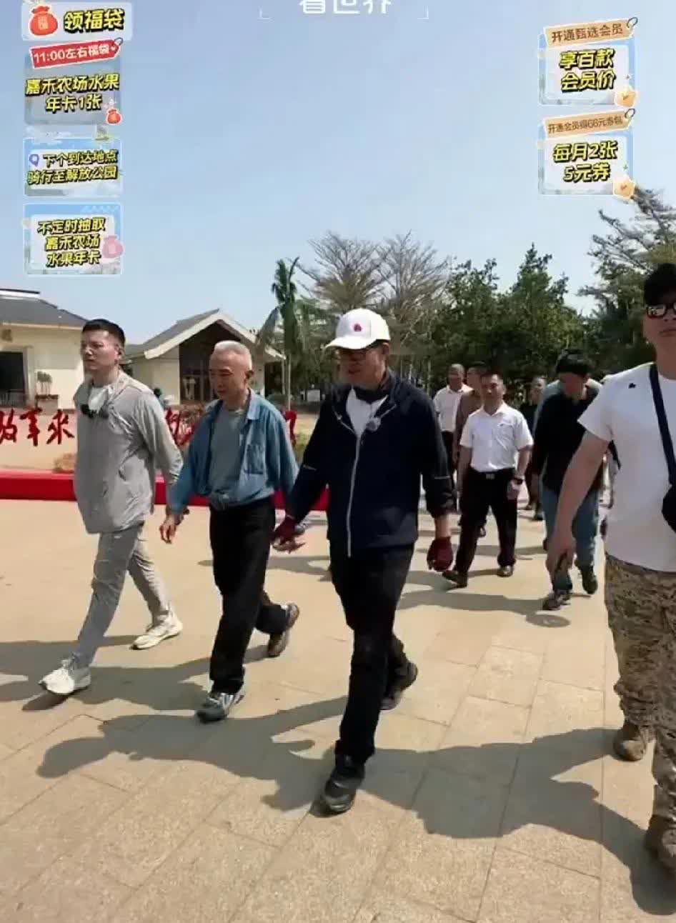 俞老师担心的事还是来了，戴建业老师骑车摔了两次，俞老师真的吓坏了，第一次在拐弯时
