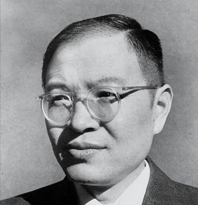 1959年的庐山会议后，张闻天从此离开了中国的政治舞台。
张闻天1900年出生在