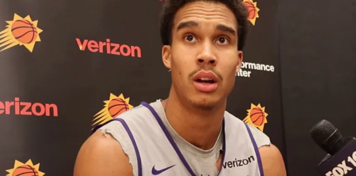 明日NBA杯小组赛，太阳将于主场迎战森林狼。
太阳球员伊戈达罗接受了记者采访。