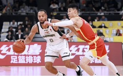 CBA常规赛，广厦96-64战胜辽宁。
赛后，辽宁队主教练杨鸣接受了采访。
杨鸣