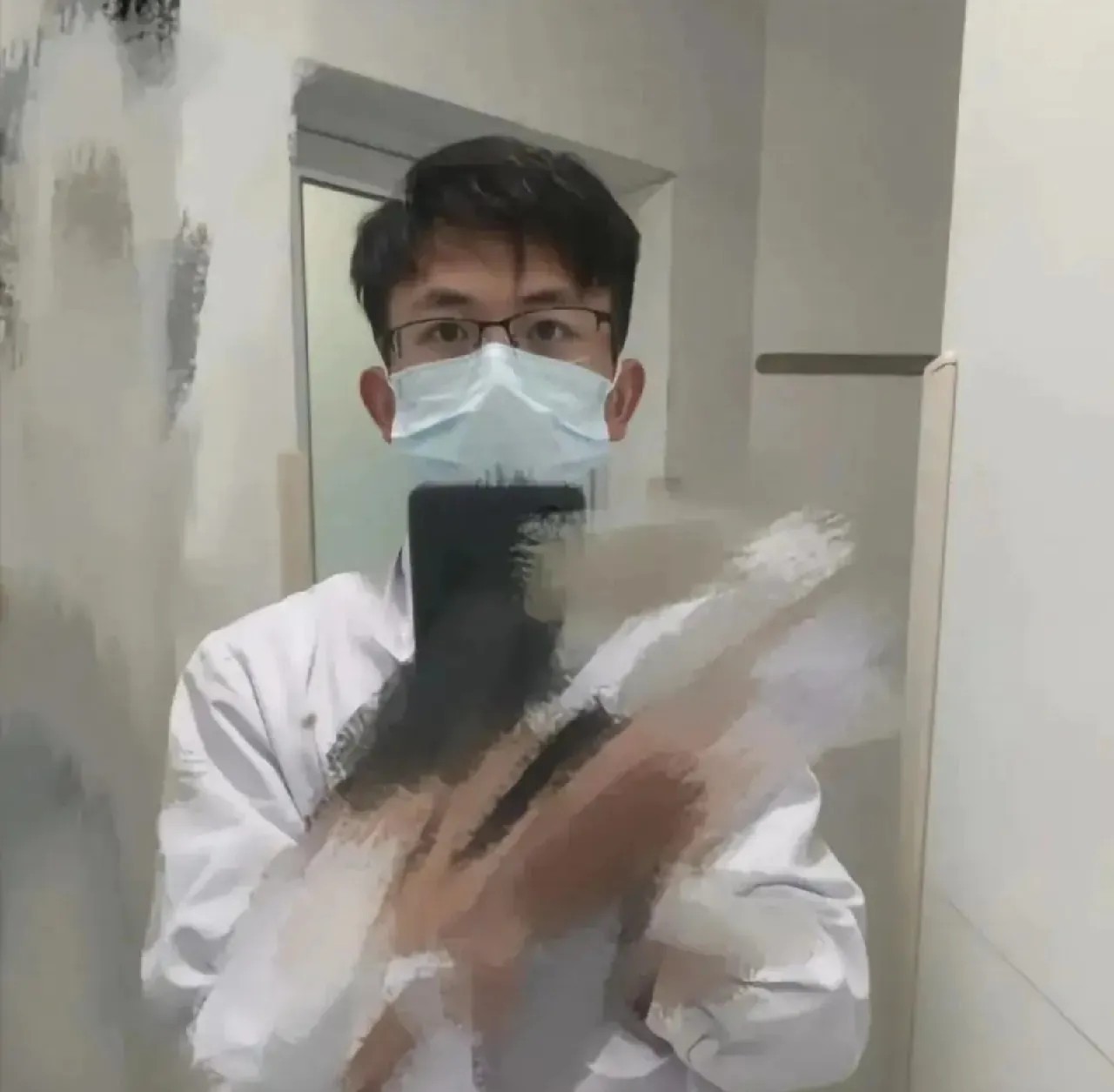 1500万的封口费掩不住11119页16斤的真相！

一个正值人生意气风发的
