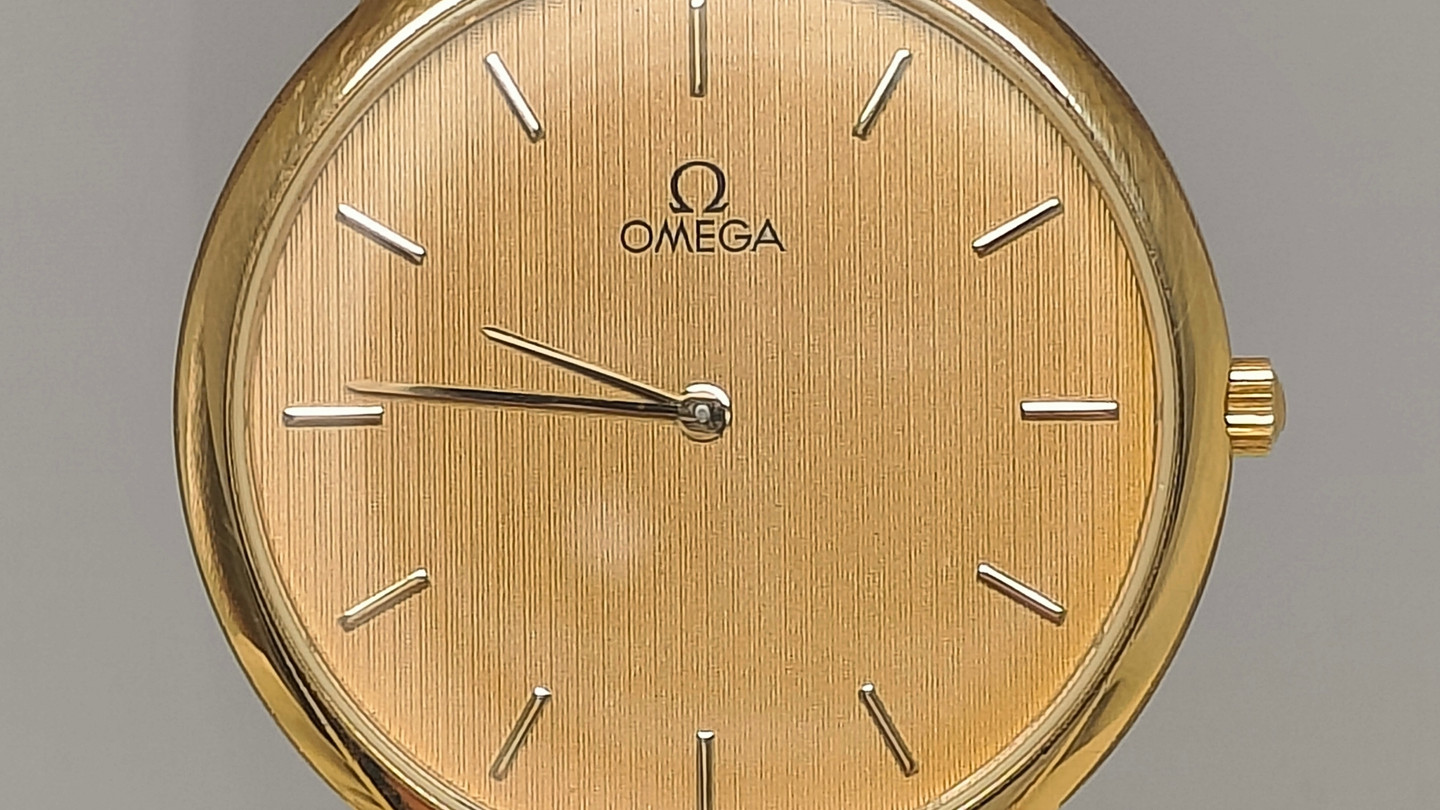 欧米茄经典碟飞！二手正品超值入！