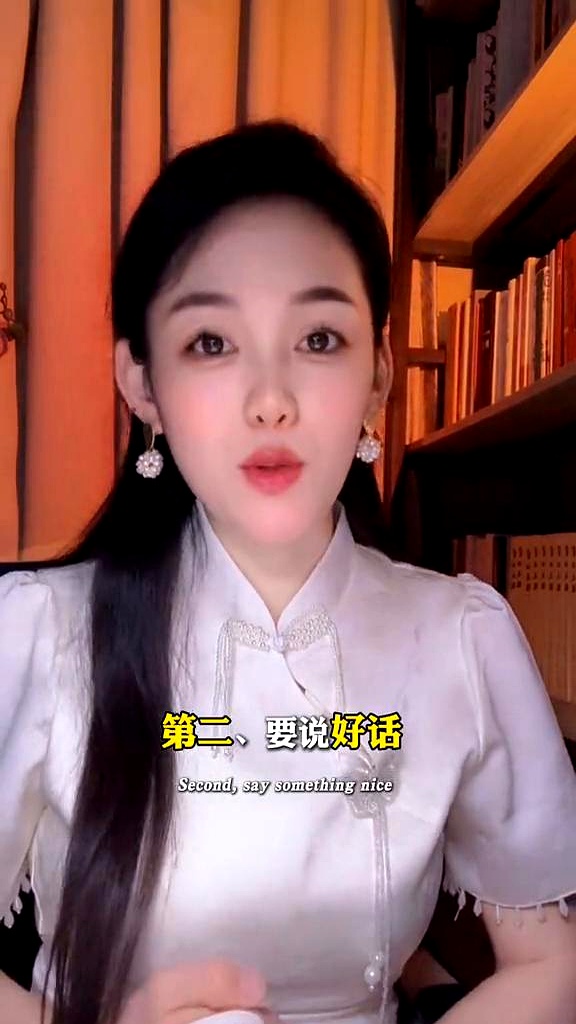 生活的每一个瞬间都充满着挑战，我们在追求梦想的过程中，往往会遭遇他人的痛苦与困惑
