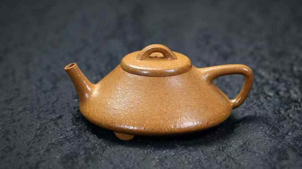 紫砂壶常见术语全解析：从泥料到保养的必备知识