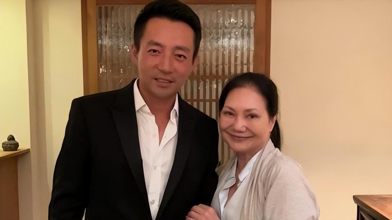 汪小菲带儿女定居上海，与S家彻底断绝关系？S妈回应了