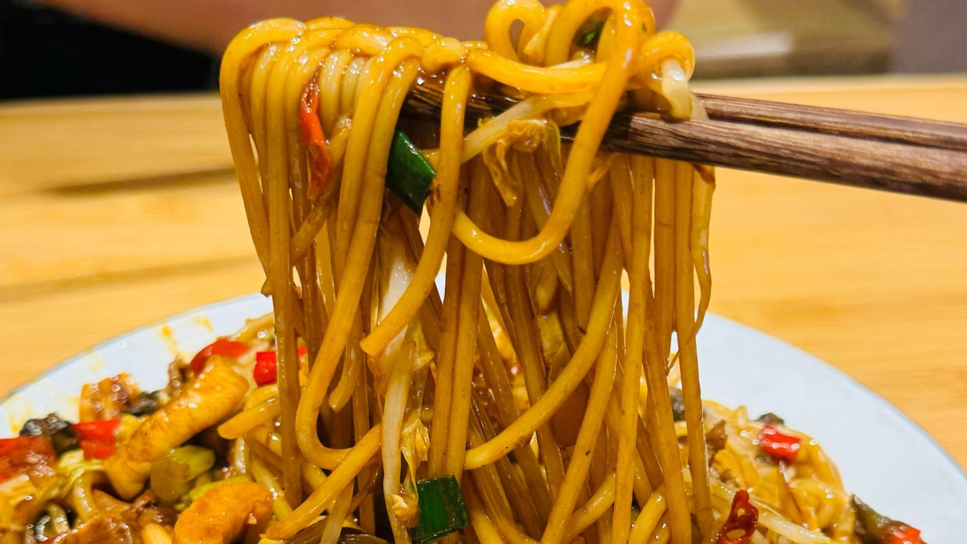 柳州的特色“变种”美食，明明是同样的东西，在柳州却有不同风味