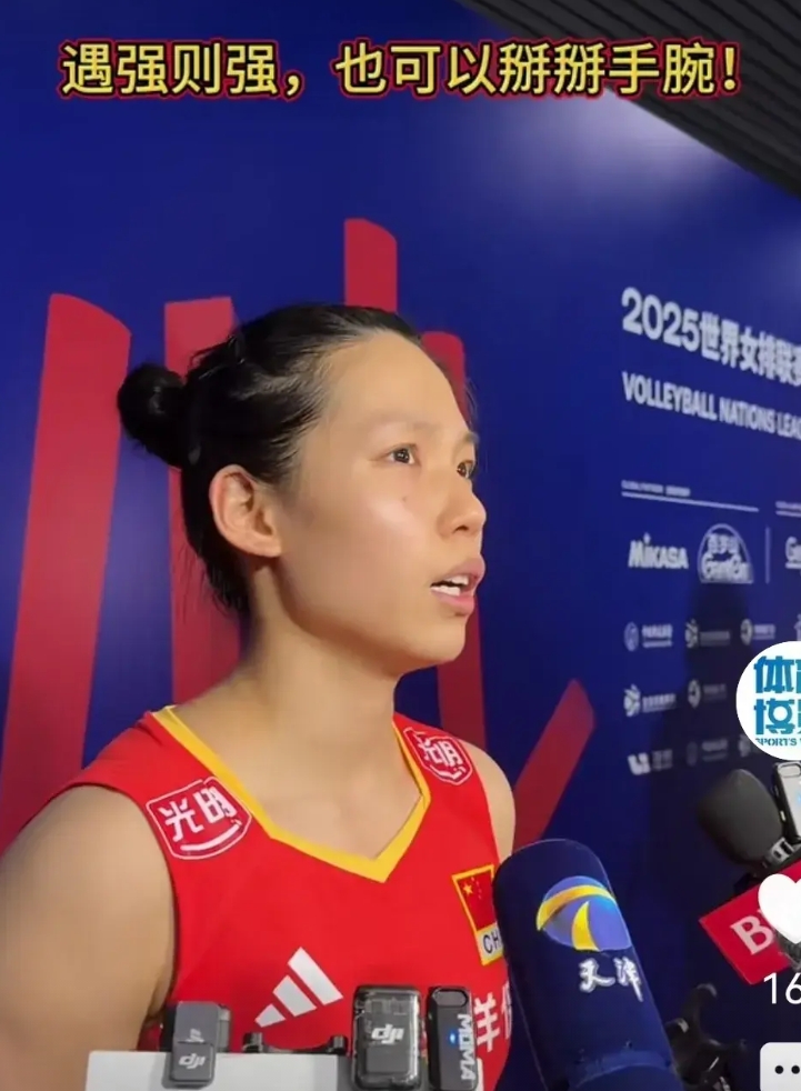 吴梦洁的眼泪和庄宇珊的微笑。
6月8日女排中土大赛，中国女排以2:3不敌土耳其女