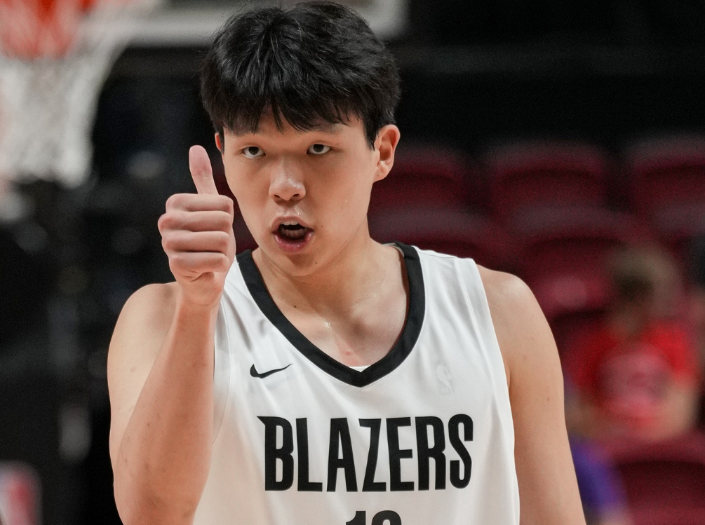约基奇给杨瀚森设下“挨揍才能合影”的硬核条件：打爆我？免谈！