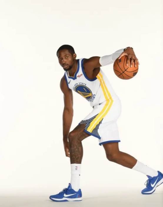 勇士还是太高估库明加了，库明加5投1中仅得3分5板2助！

在今天勇士的NBA季