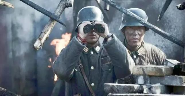 1940年，熟睡中的冯运修，突然感觉不对劲，好像是日军包围他家了。他从枕头下摸出