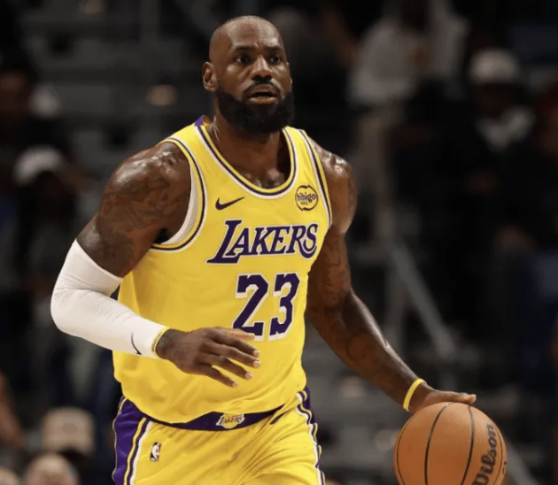 詹姆斯像生涯末期的马杜克斯，他有足够的能力去赢下比赛。不必巅峰也能赢球。