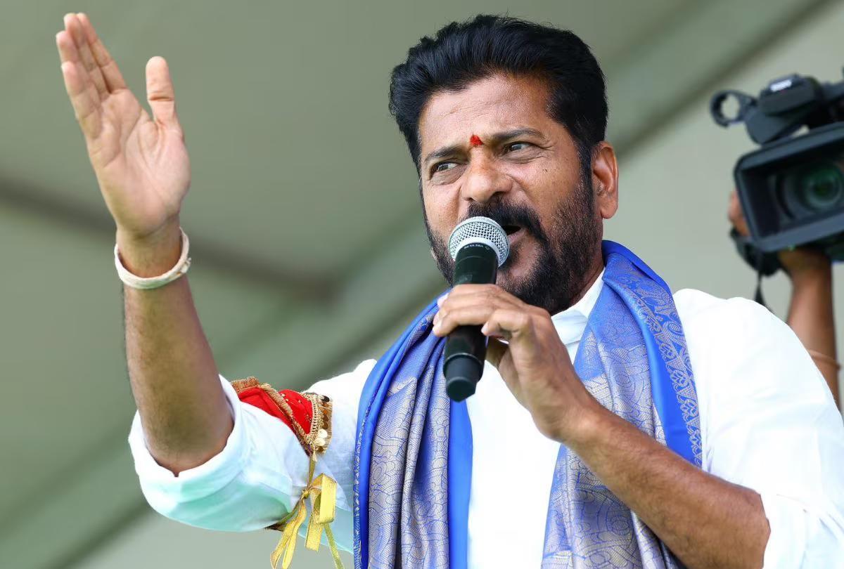 安努穆拉·雷万斯·雷迪（Anumula Revanth Reddy）是印度特拉根