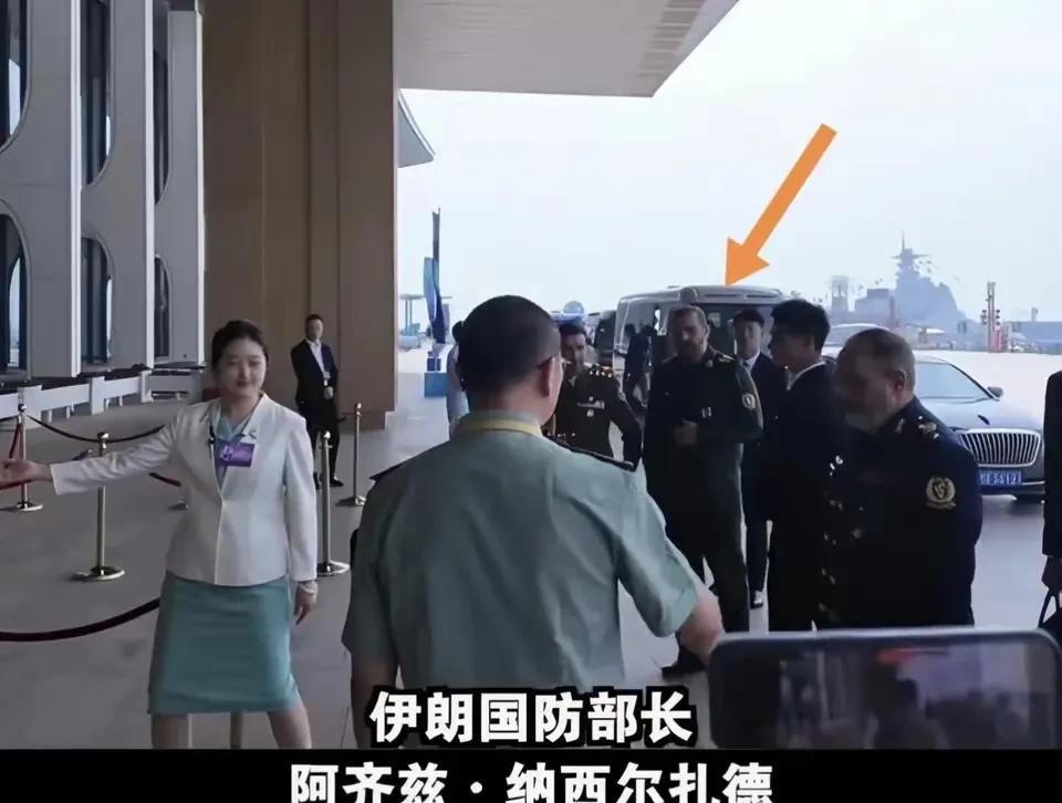 伊朗防长到中国，美媒惊呼，双方已经停火，北京不该为伊朗更新装备！
何其可笑？他们