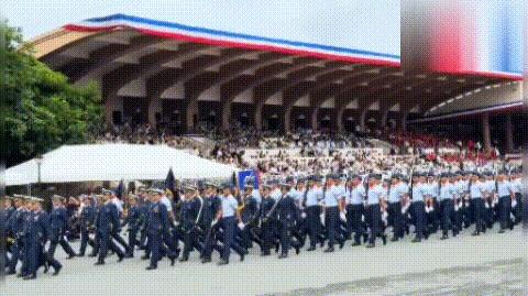 菲律宾也搞阅兵式，看着螺旋桨战机编队，中国网友乐了
今年还真是阅兵“大年”，不止