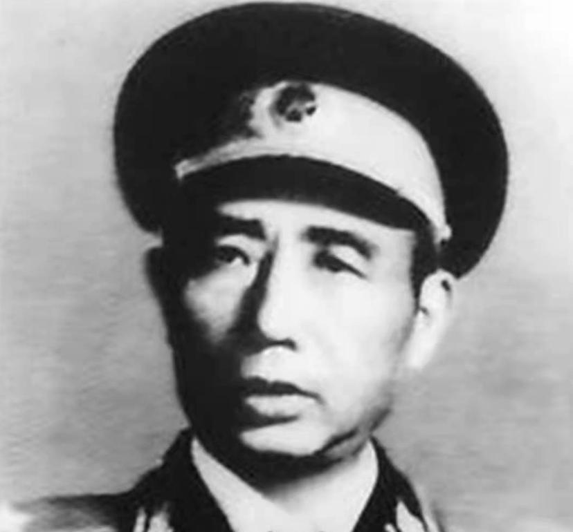 1930年儿子撒谎参军，多年后成为司令，母亲：你还认我这个娘吗？
“1952年5