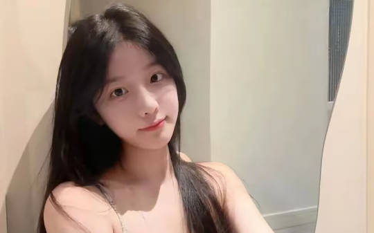 舅妈得了肾癌吃不起特效药，我冒险从孟加拉帮他带药回来，可舅妈一家人却说我赚他们钱