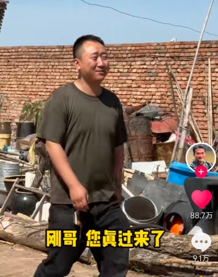 块钱一头帮收走160只羊，可事后才知道吃草羊没人要，被狠坑了一把！
 
6月11