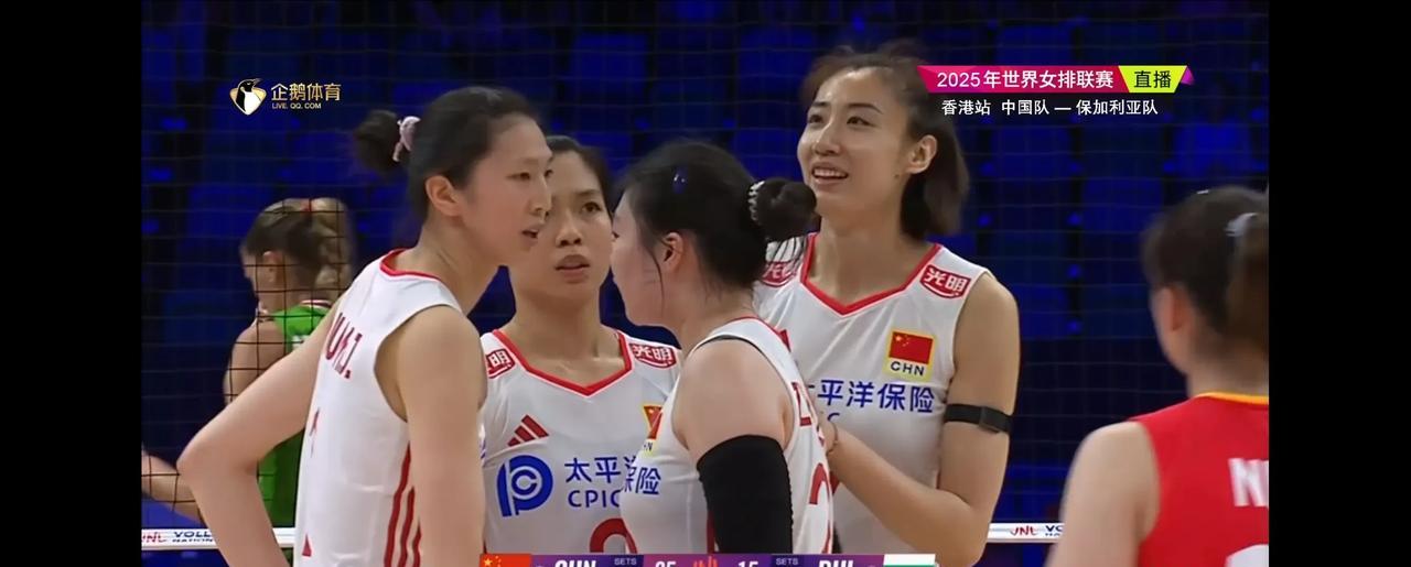虽然中国女排3:2赢得了比赛，但是赢得非常艰难，而且赢的非常跌宕起伏，估计看球的