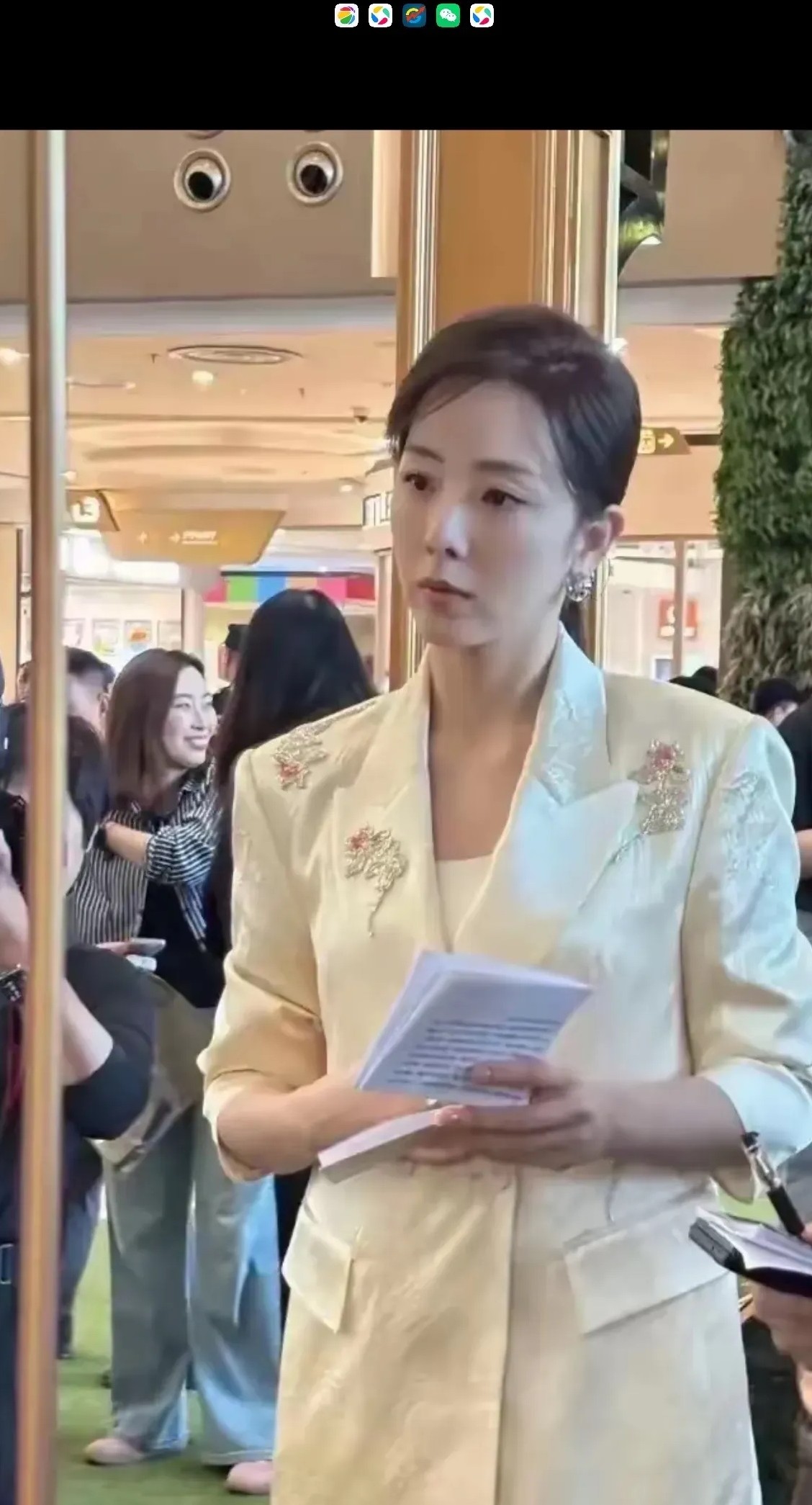 曾经央视最美主持人，还有人认识吗