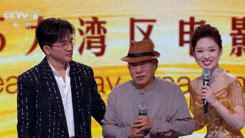 湾区升明月：主持人失误嘴瓢，蓝羽 C 位撑场，主持功底碾压其他人