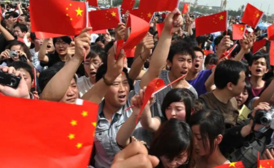 俄媒预测中美战争：一旦开战，中方不调动民间力量便难以取胜！未来，如果解放军跟美军
