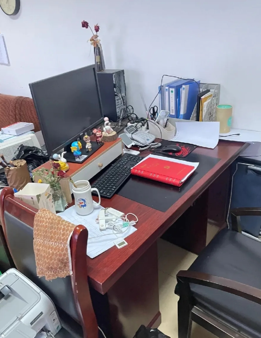 借调两年没转正，我想过狠狠报复

入职一家国企，旋即被借调到上级部门两年多，在前